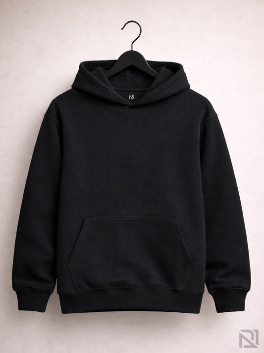 Essential Core Hoodie – Everyday Comfort 🖤